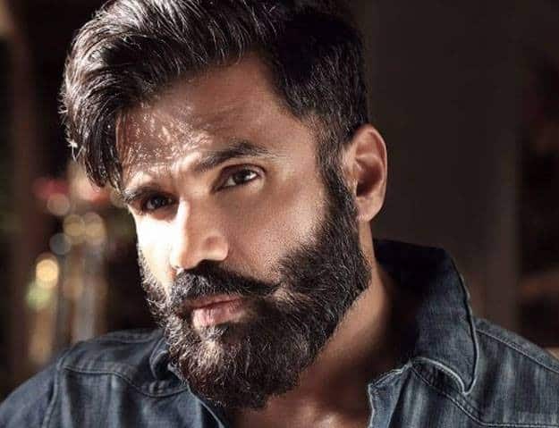 ↓ 17 – Bollywood Beard Style