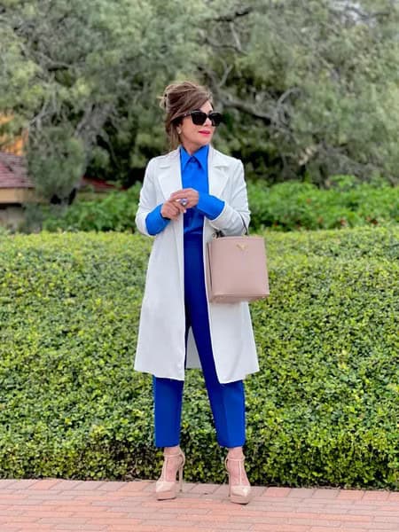 23 – Layer Your Electric Blue Outfits with White Coats and Jackets