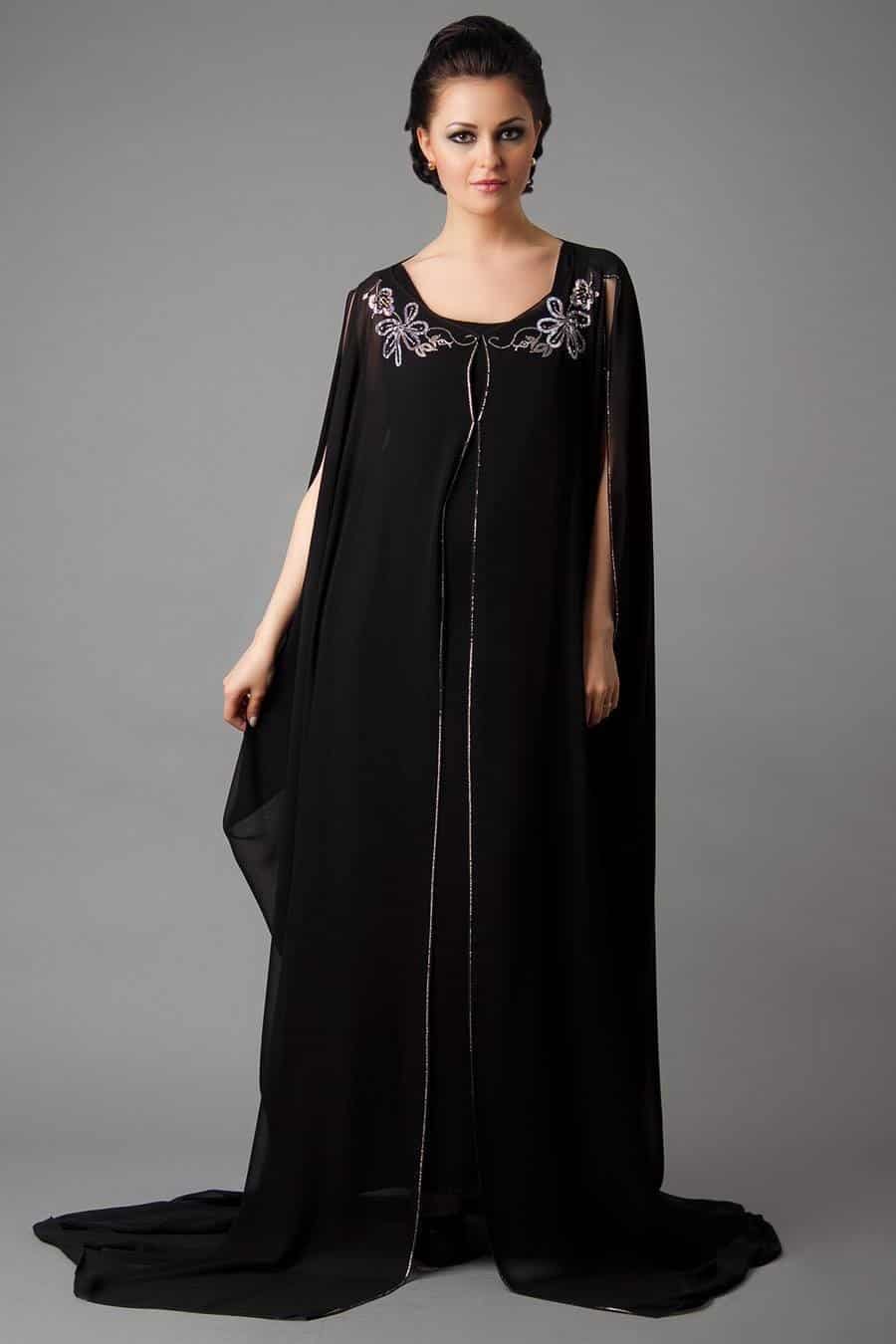 ↓ 15 – Abaya For Summers