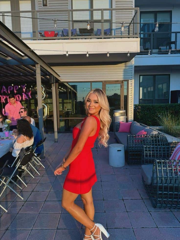 19 – Styling A Casual Red Dress