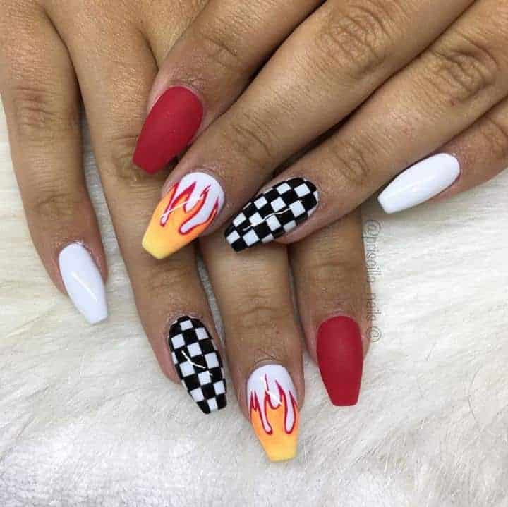 ↓ 45. Checkered Nails