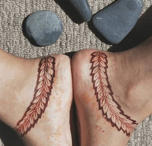 ↓ 6 – Leafy Henna Anklet