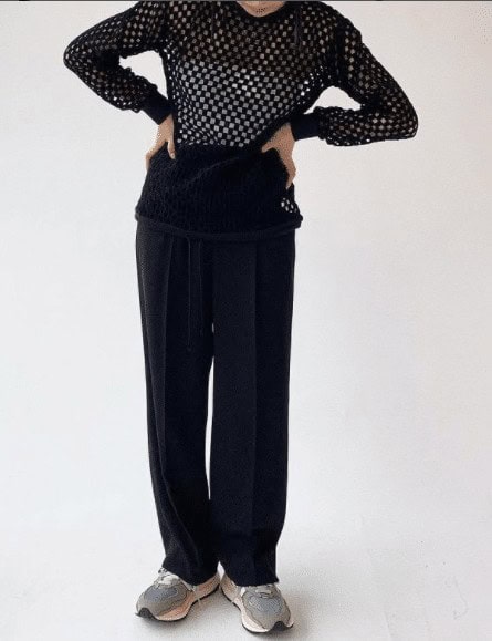 12 – Crochet Mesh With Oversized Trousers