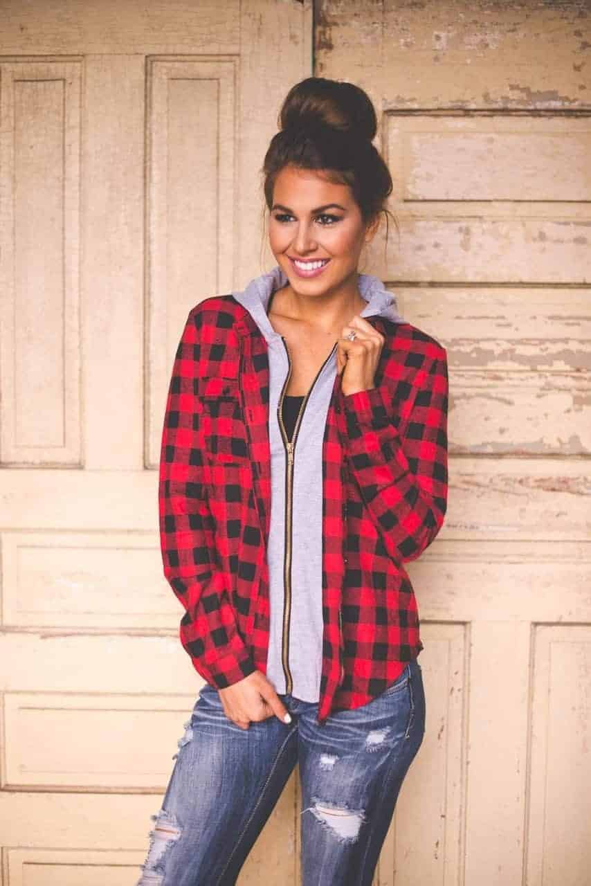 ↓ 6 – Flannels over Hoodies