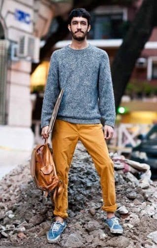 ↓ 25 – Mustard Pants With Knitwear