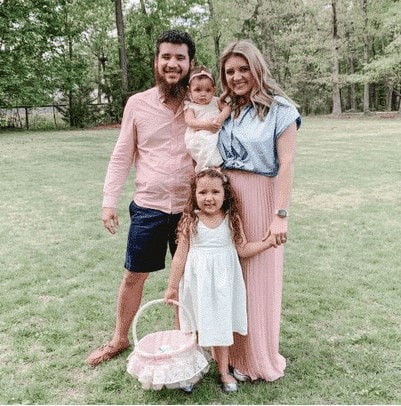 23 – Easter Family Picture Day Outfits