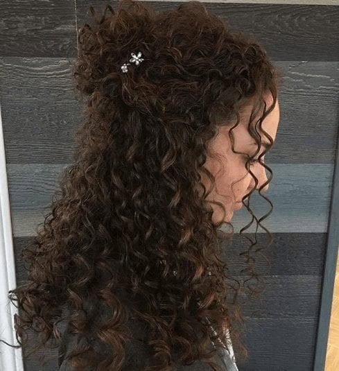 ↓ 12 – Curly Half Updo Hairstyle