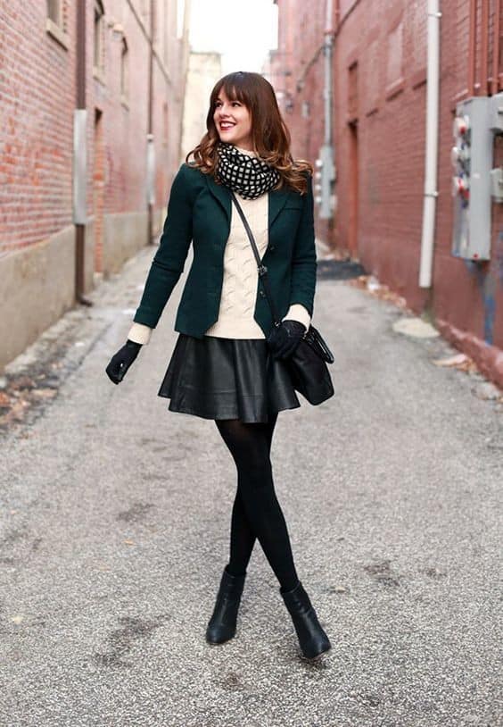 06 – Skater Skirt Outfits With Leggings to Try Out This Winter: