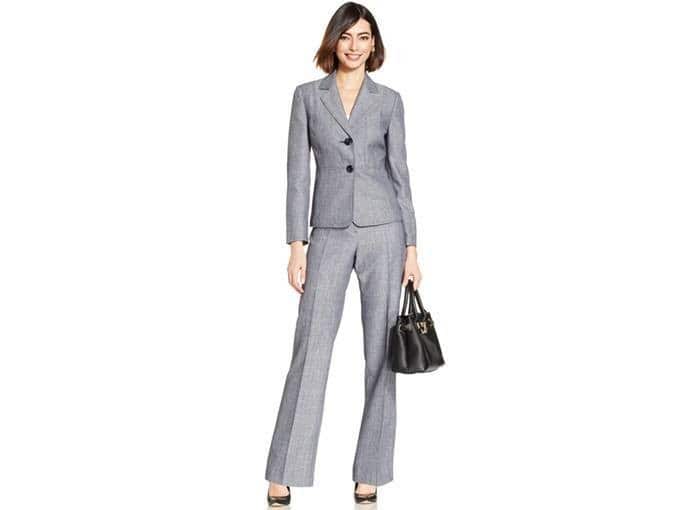 ↓ 3 – Professional Business Attire