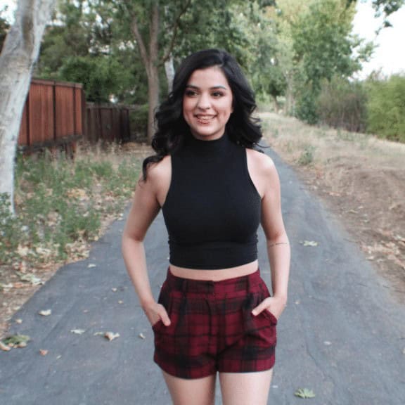 20 – Turtleneck Sleeveless Crop Top With Plaid High Waist Shorts