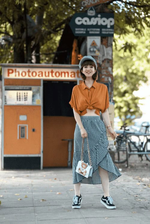 4 – How About a High-Low Skirt and Knotted Top for Picnic Day?