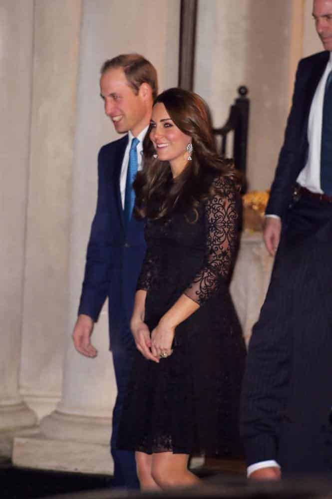 ↓ 6 – Kate Middleton’s Black Lace Dress