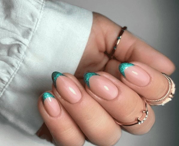 19 – Almond Shaped Frenchies With Emerald Glitter