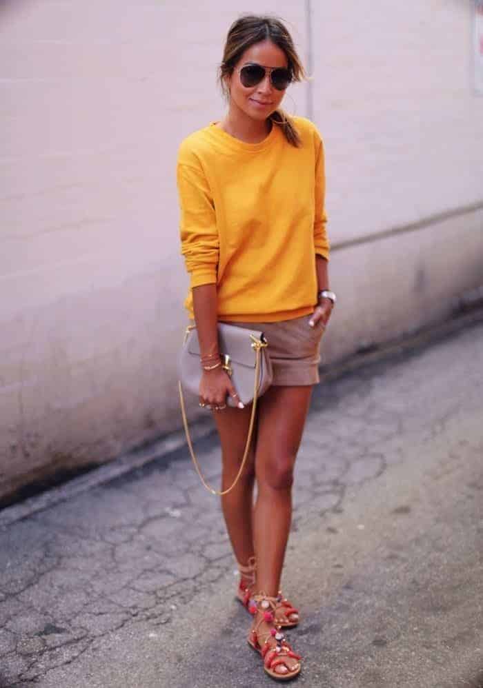 ↓ 6 – Yellow Sweatshirts