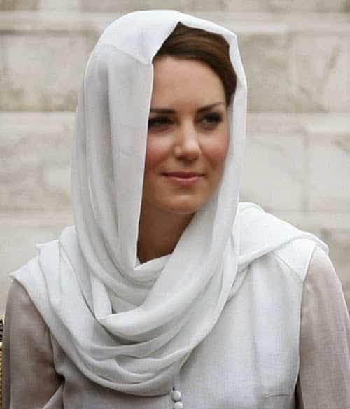 3 – Duchess of Cambridge Slayed in A Modest Outfit And Head Scarf