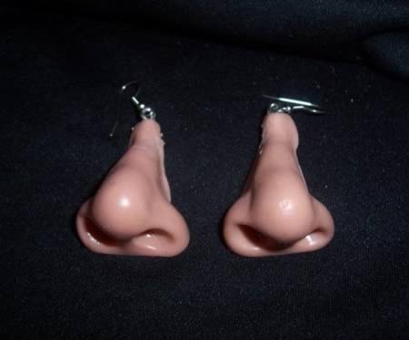 ↓ 3 – Spooky and Creepy Earrings for Halloween