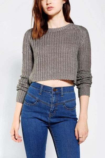 34 – Cropped Sweater