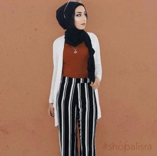 ↓ 10 – Shrugs With Hijab For Fall