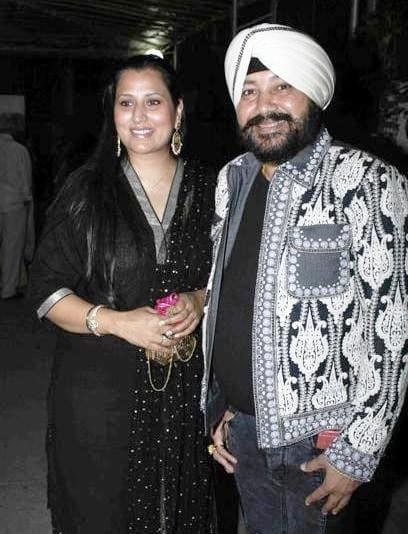 ↓ 9. Daler Mehndi and Taranpreet Kaur Mehndi