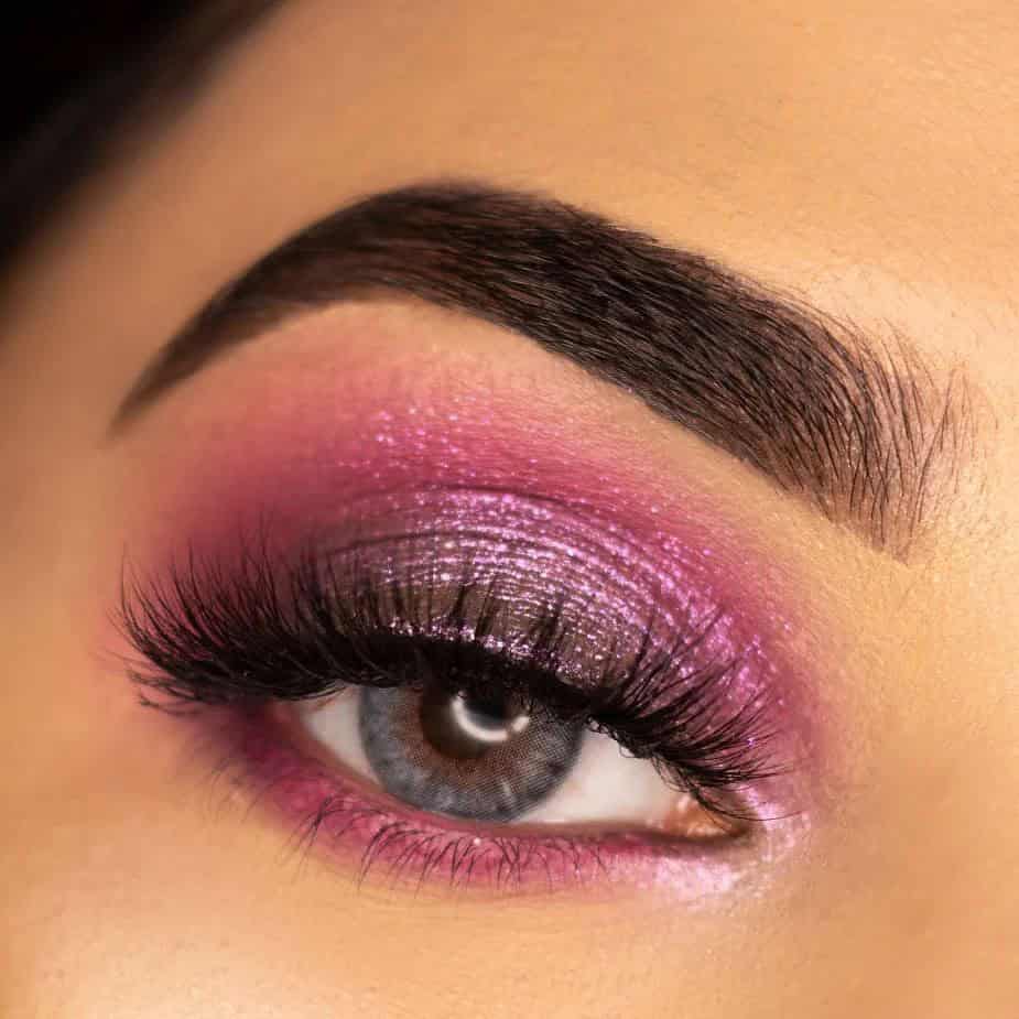 10 – Simple Pink Glittery Look For Your Rescue