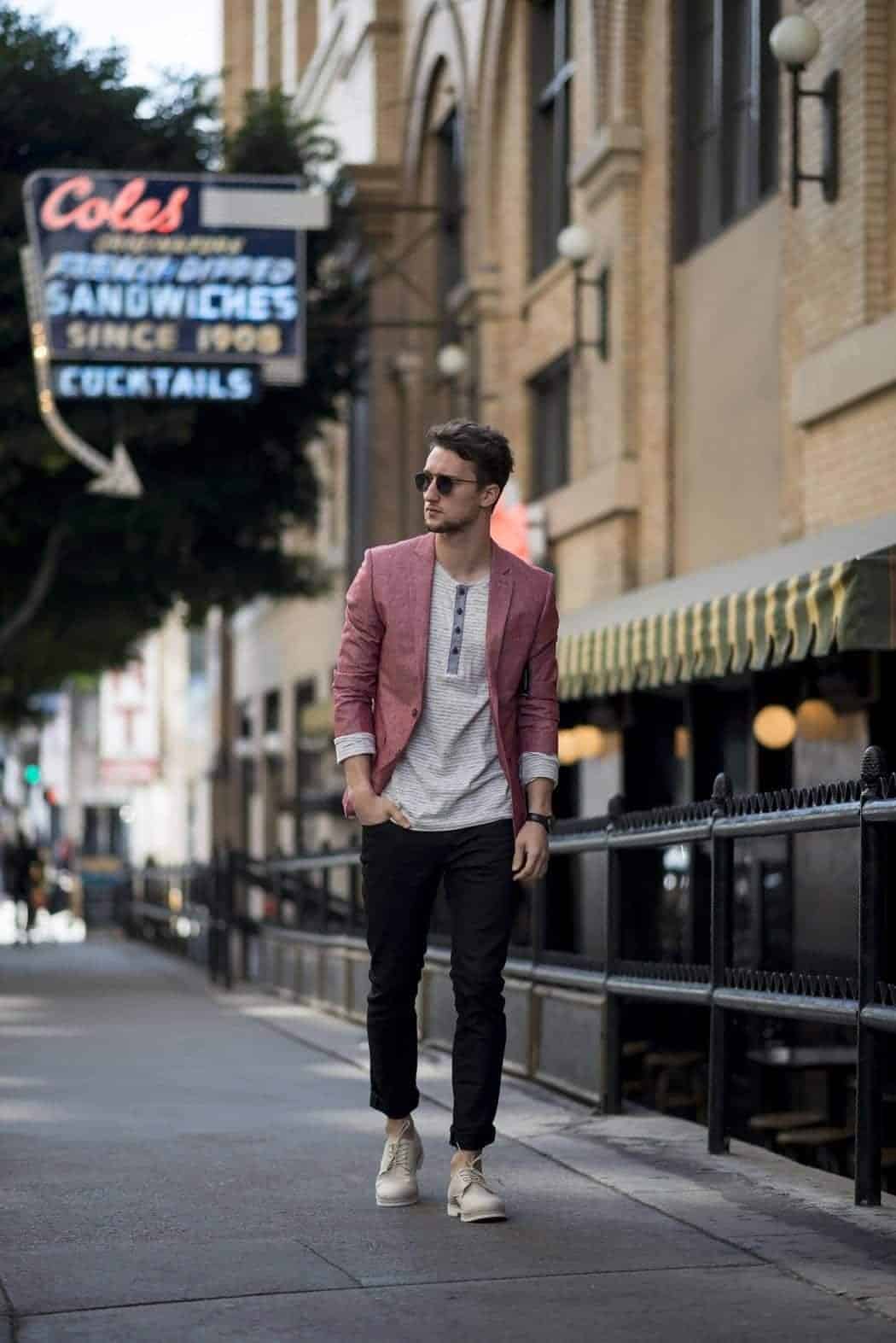 ↓3 – Introduce Color to your Outfit with a Dashing Blazer