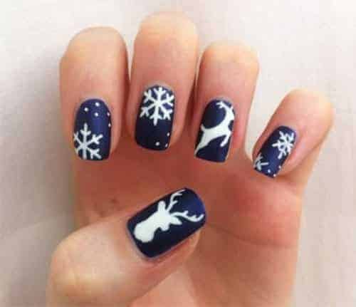 ↓ 61 – Reindeer Nail Tutorial