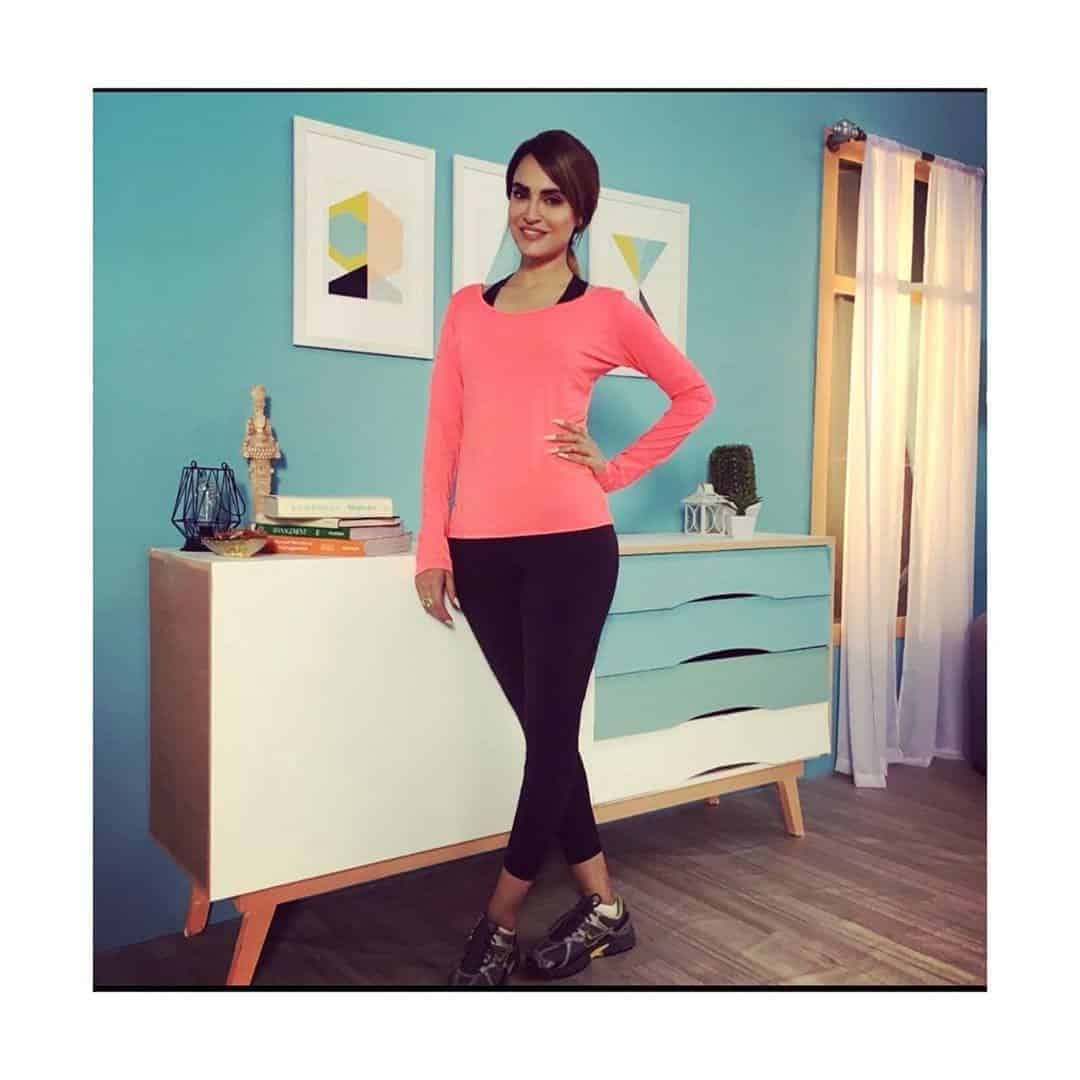 ↓ 27 – Nadia Hussain In Simple Sporty Outfit