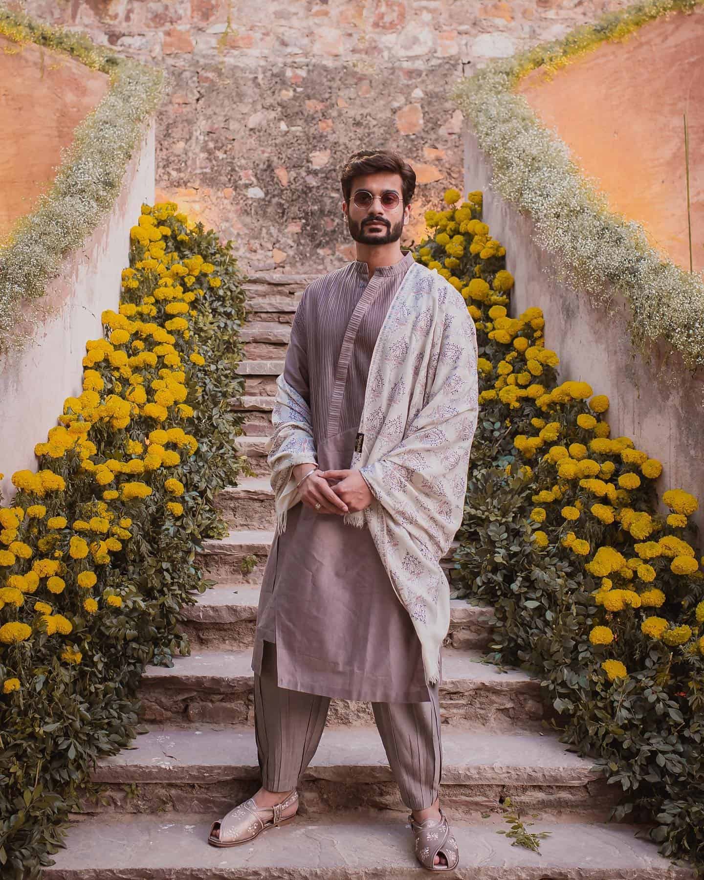 Kurta Pajama Styled With Stole