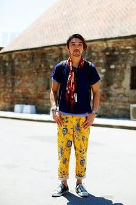 ↓ 10 – Yellow Printed Pants