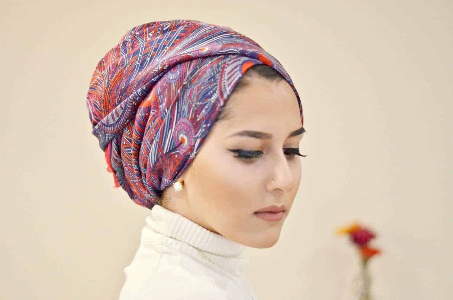 ↓ 12 – Turban Hijab Outfit