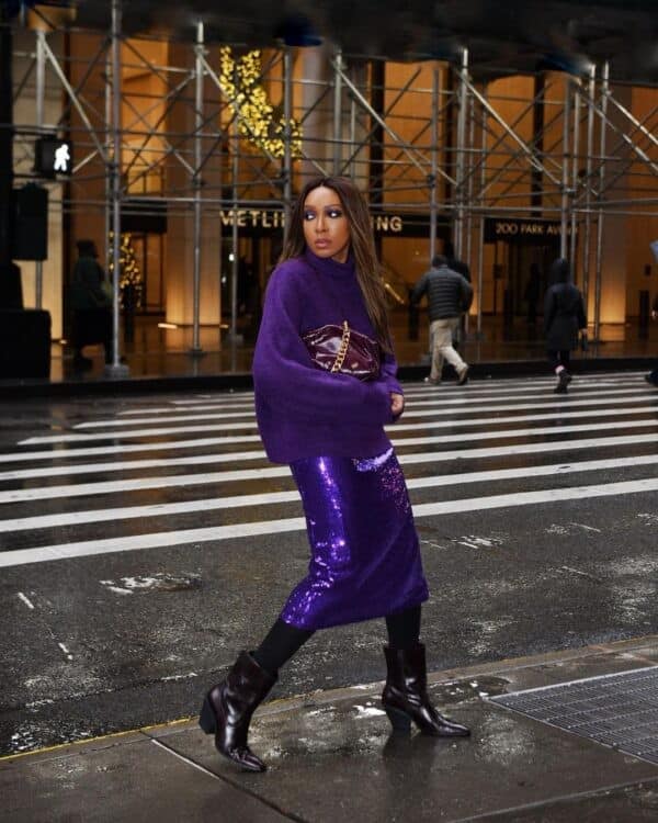 23 – A Daring Purple Look Never Hurt Anybody