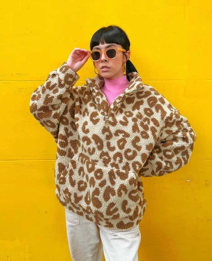 05 – Cheetah Print Jacket With Pink Turtleneck And White Pants