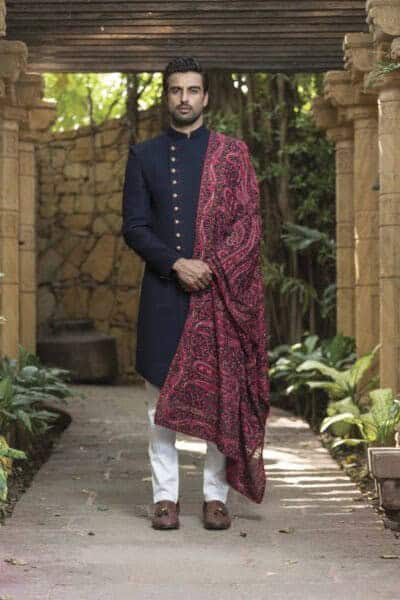 ↓ 33 – Dapper with Dupatta