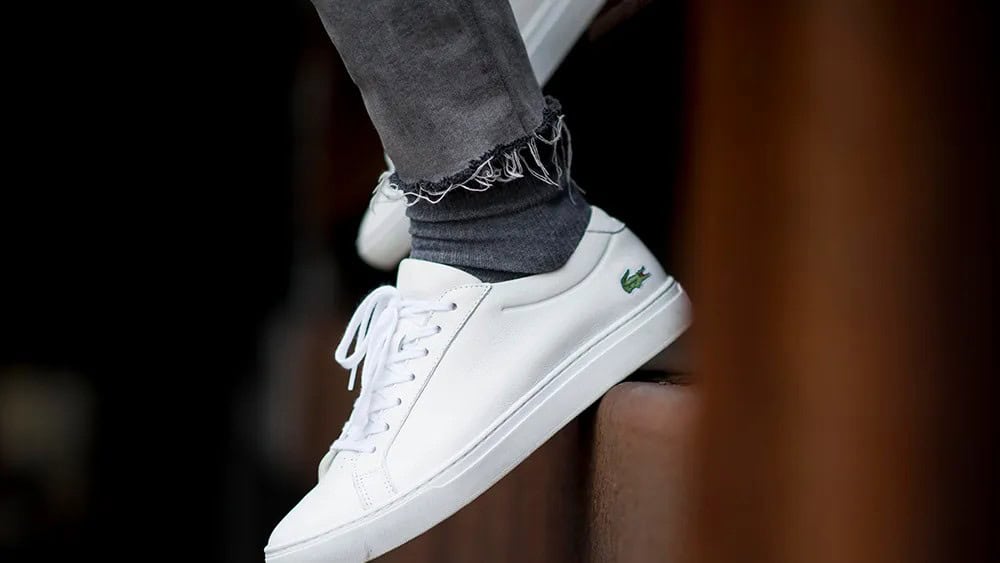 How to Wear White Sneakers? (Styling Tips)