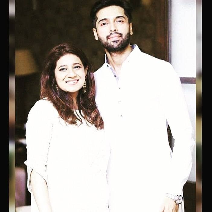 ↓7 – Fahad Mustafa With Wife