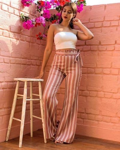 ↓ 21 – High Raised Flared Striped Pants