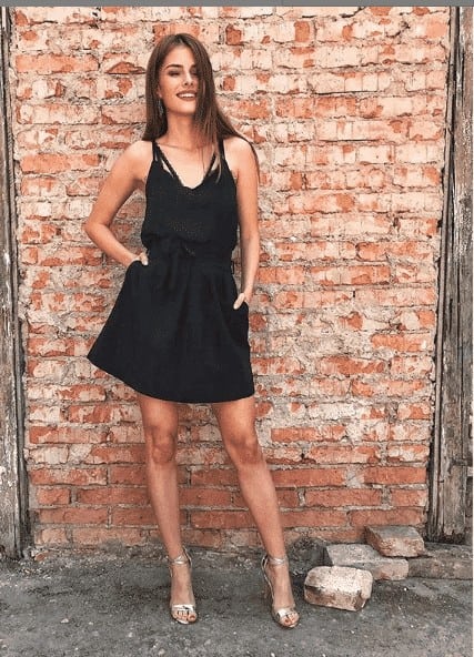 33 – How to Style Heels with Little Black Dress