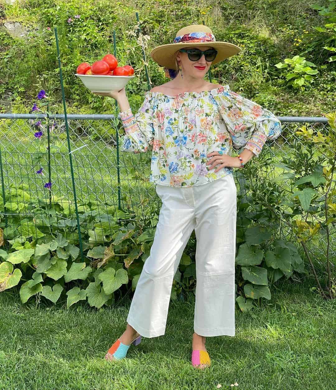 36 – Mismatched Mules With Off-Shoulder Top & Pants