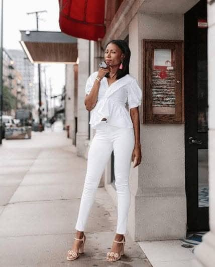 ↓ 14. What Are The Different Ways To Wear White Jeans This Summer?