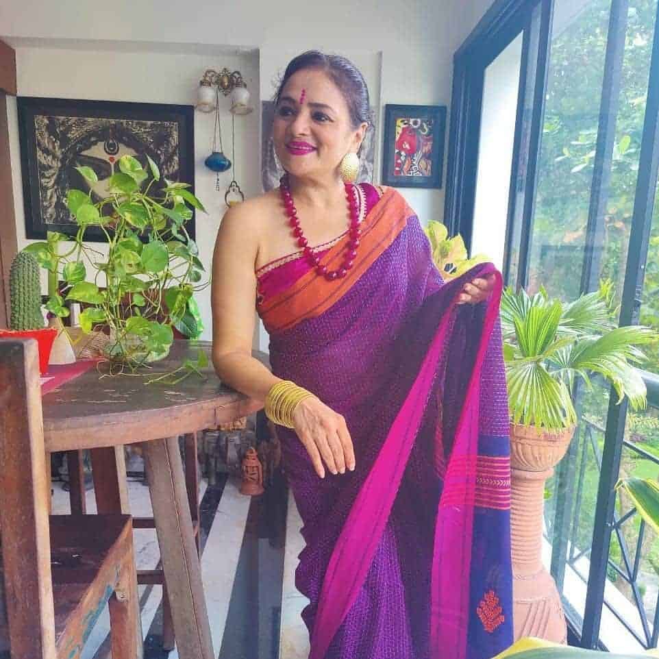 Shantipuri Bengali Saree with One Shoulder Blouse