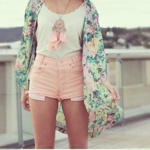 4 – Floral Kimonos And Light Colored Shorts