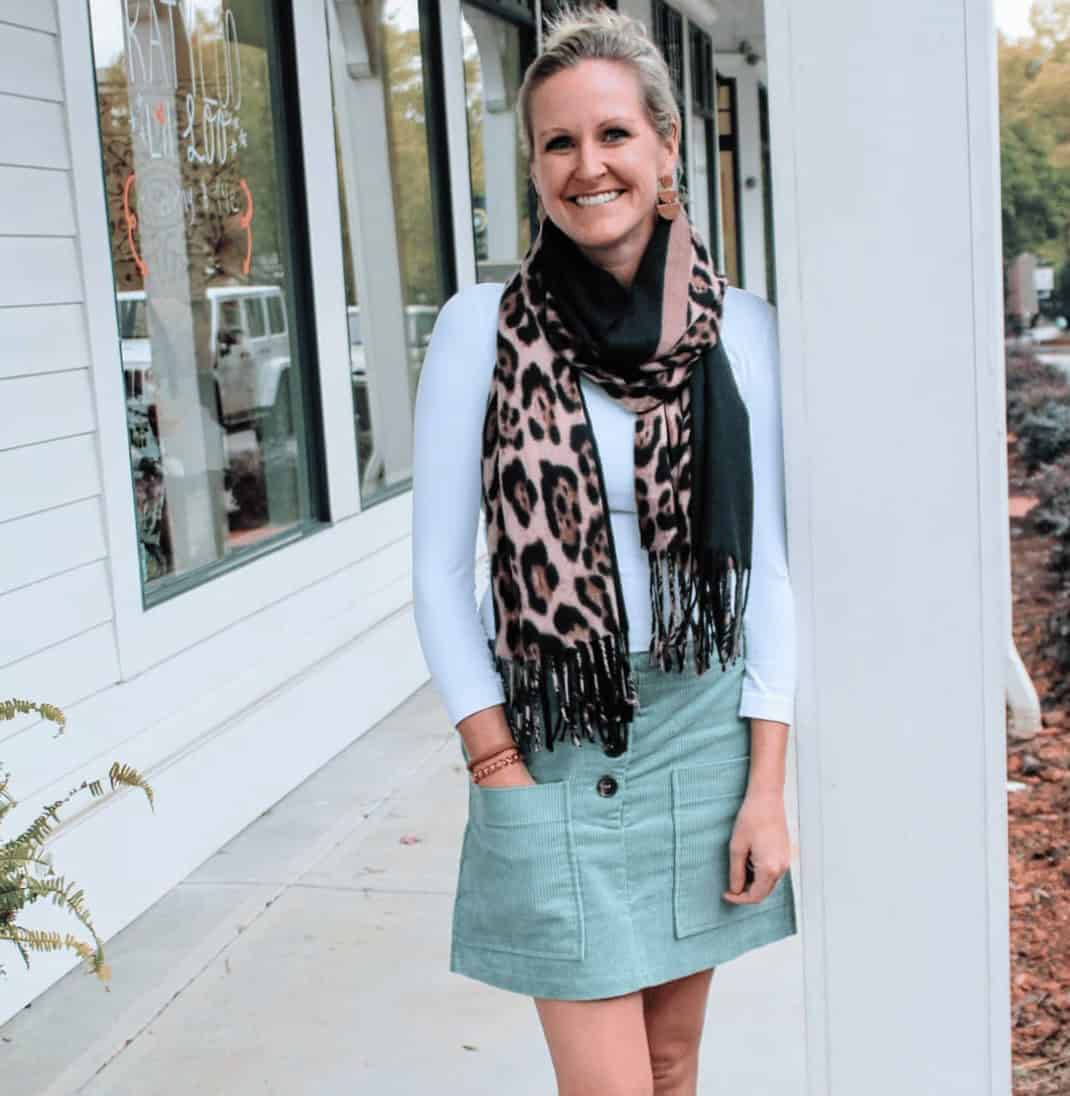 16 – Leopard Print Scarf With A Pastel  Skirt