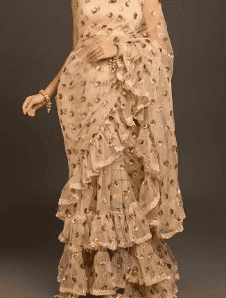 ↓ 4 – Heavy Ruffled Saree For Wedding Parties