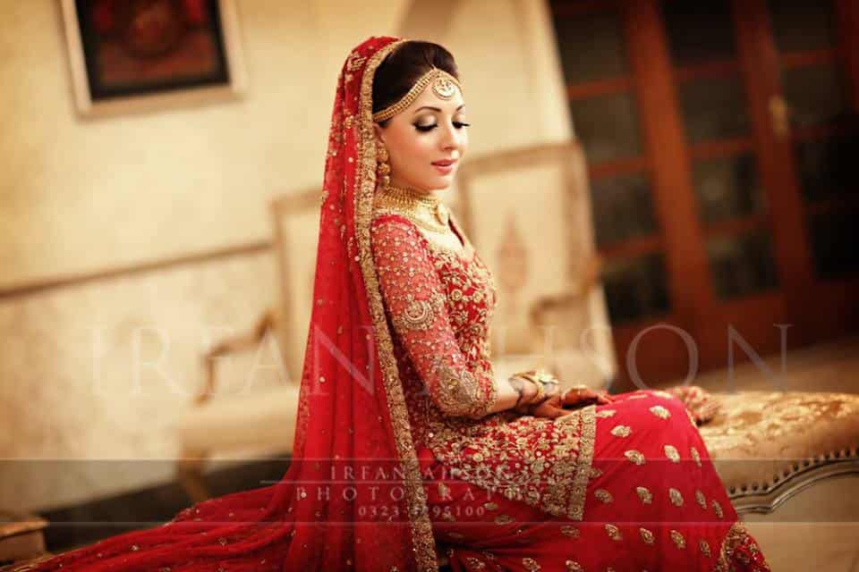 ↓ 15 – Sharmila Farooqi’s Bridal Outfits