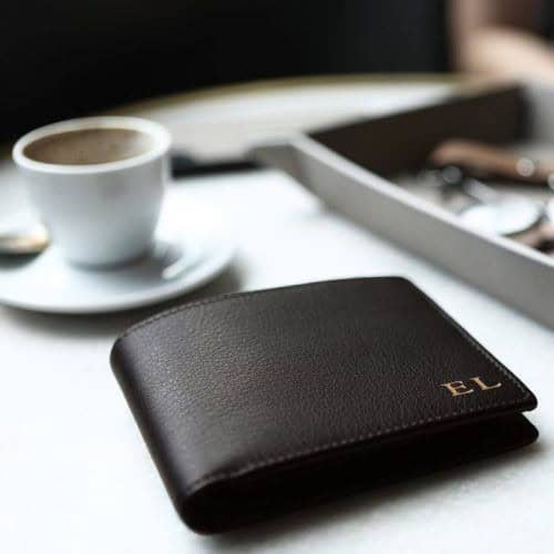 ↓ 16 – Bifold Wallet