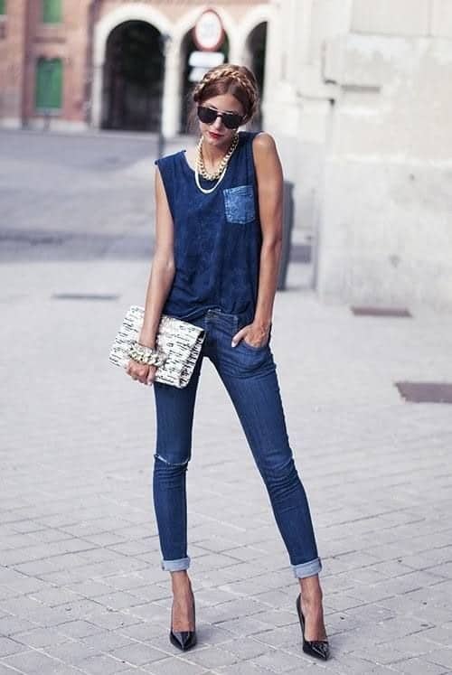 17 – Sleeveless Denim Top With Skinny Jeans