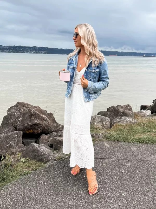 10 – Strappy Sandals & Jean Jacket are the Perfect Picks for a Walk