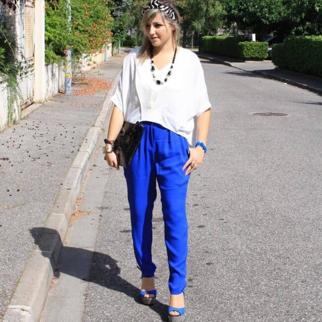 Tips To Style Electric Blue Outfits