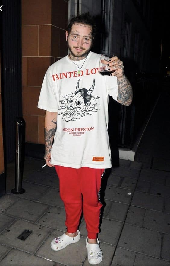 02 – Pull Off a Red & White Outfit Effortlessly with Post Malone