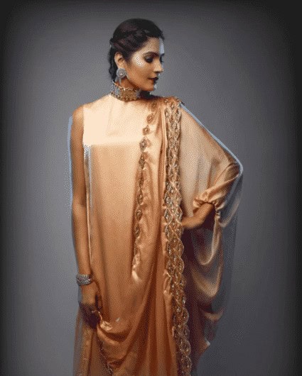 ↓ 8 – Latest Indian Wedding Fashion Trends